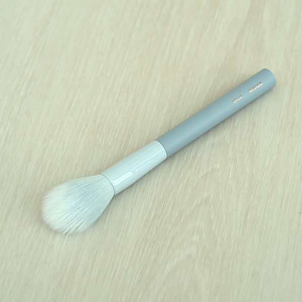 13LY - Whisk